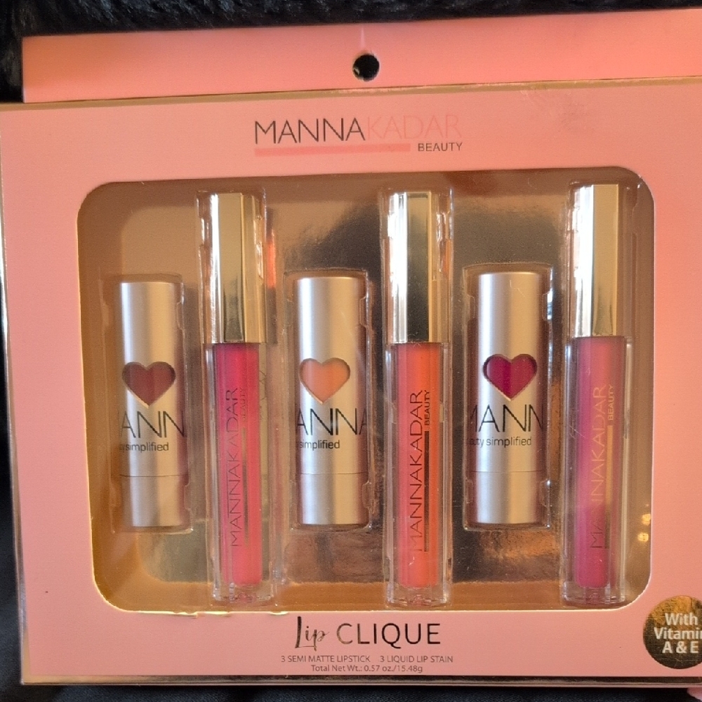 Manna Kadar Lipsticks